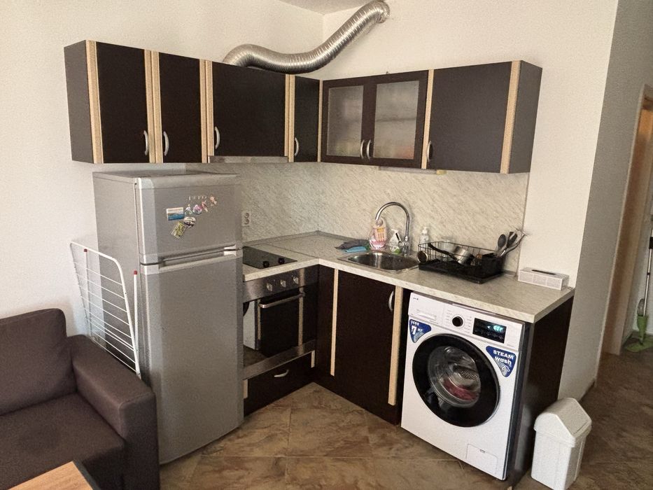 Кухня ъглова - като нова + ел.уреди