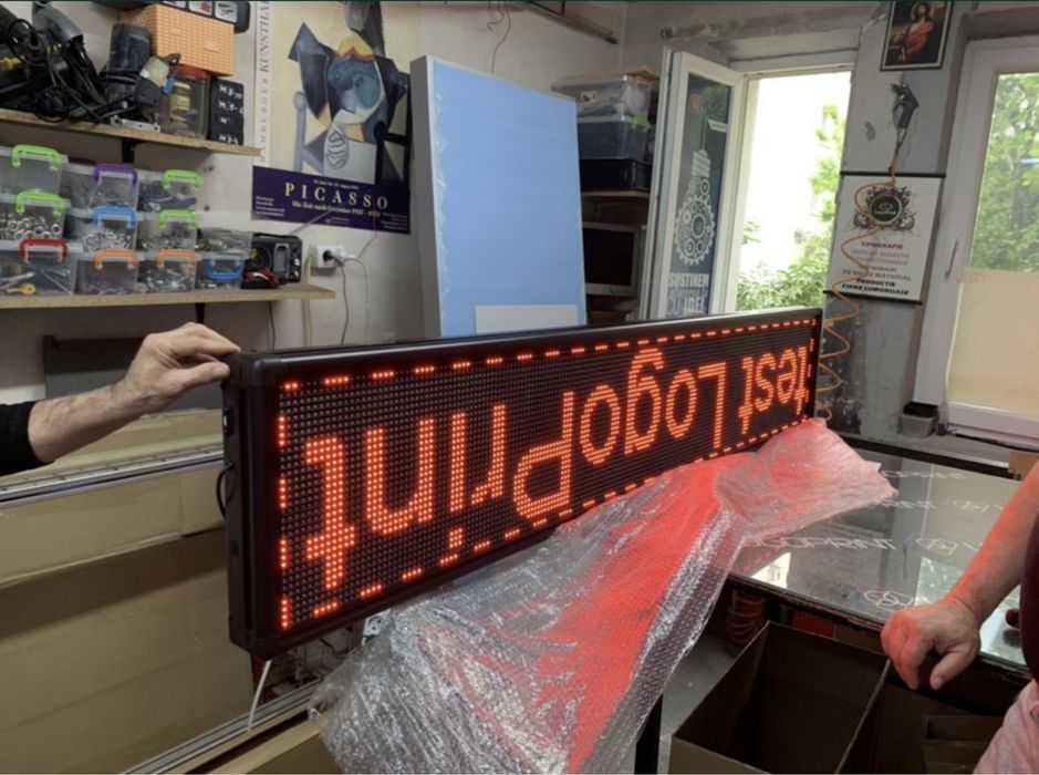 Reclame , panouri si afisaje led luminoase LogoPrint