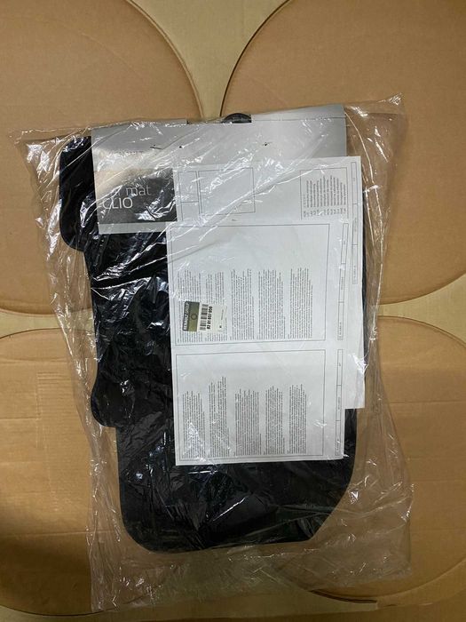 Set covorase presuri noi Renault Clio 4 Sport RS originale 8201657956