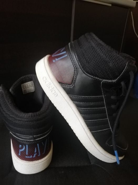 Vând ghete Adidas originale