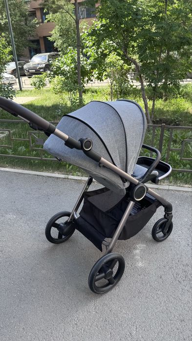 Продам коляску ANEX IQ