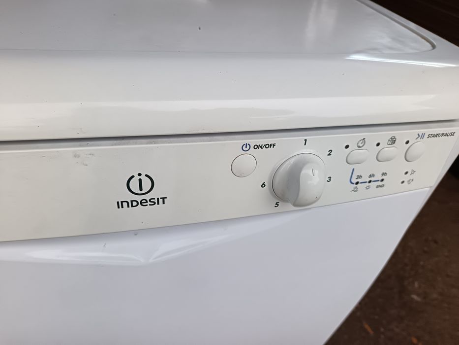 Съдомиялна Индизит 12 комплекта