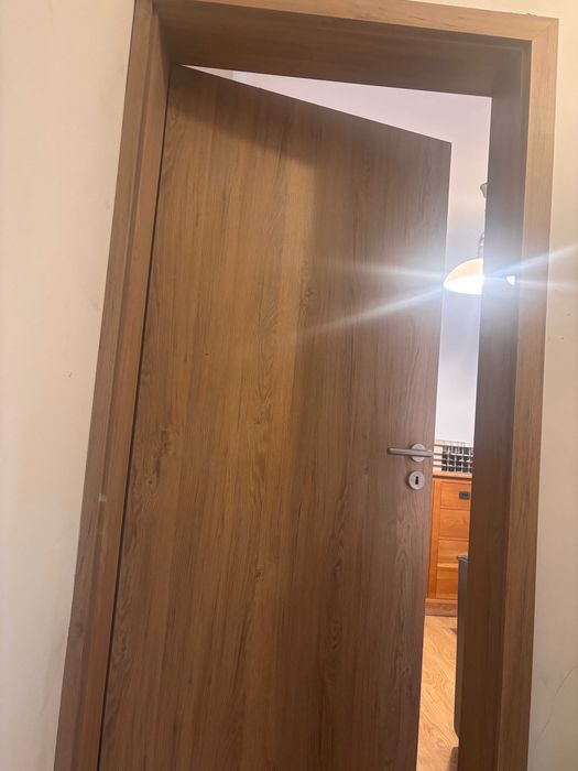 USI DE INTERIOR cu feronerie inclusa