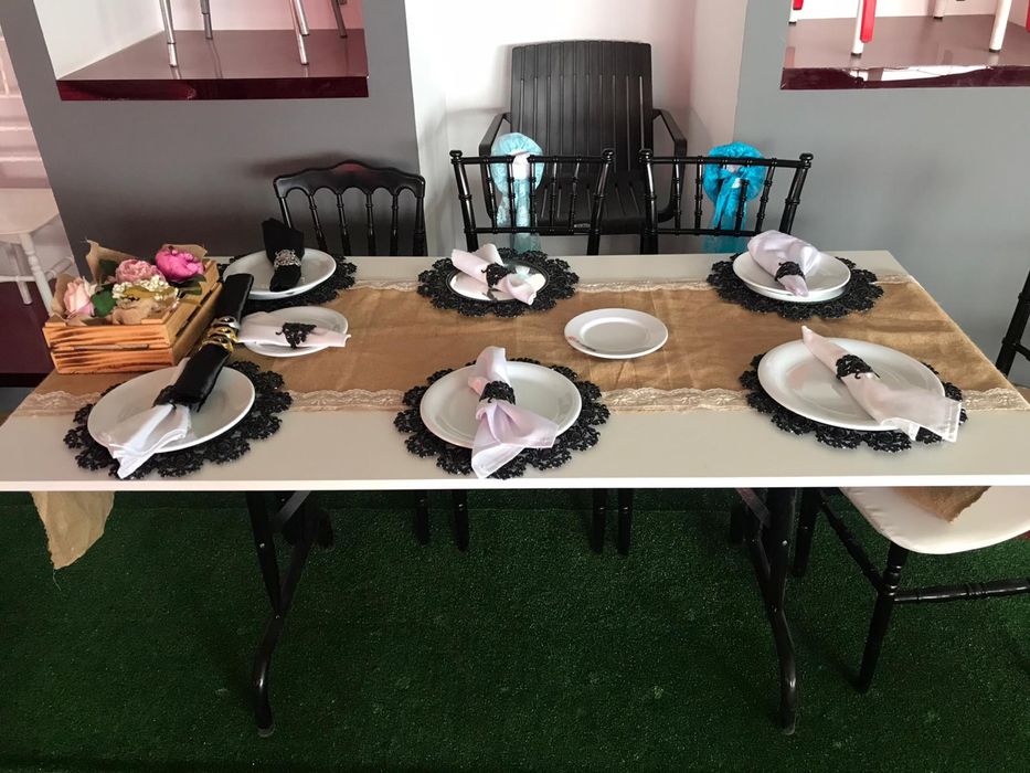 Scaune evenimente chiavari si mese evenimente