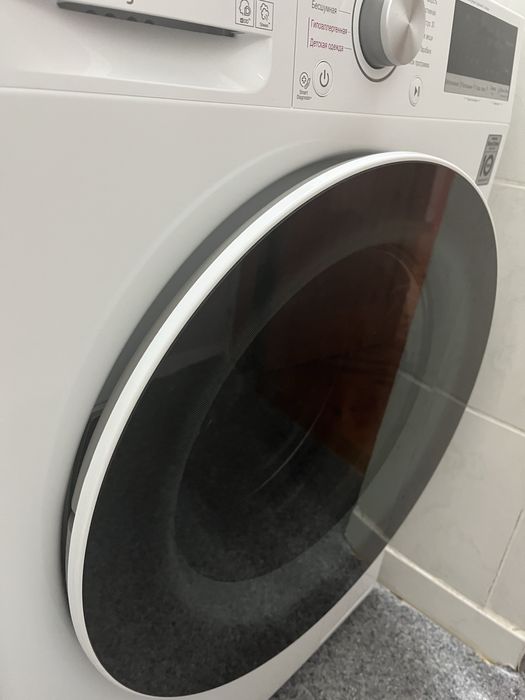 Продам стиральную машину LG