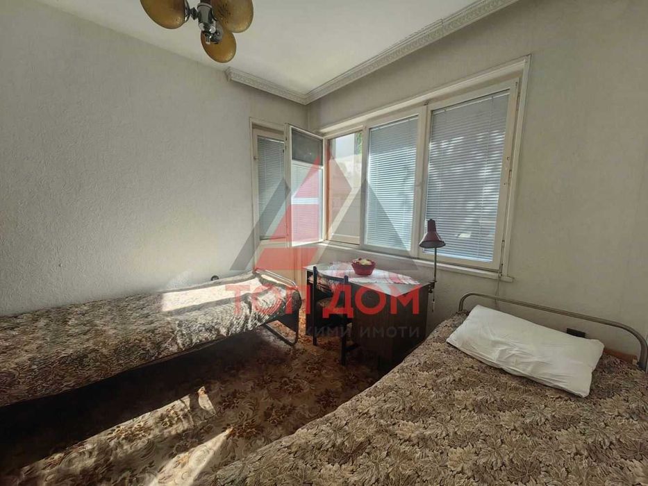 Продава се Четиристаен апартамент в Варна, Център - 120 кв.м за 2242 €/кв.м - Снимка #4