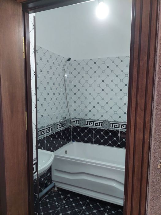 225 млн келисимли изинде 190 млн кредити бар.Шайхана Гоголь мектеп кар