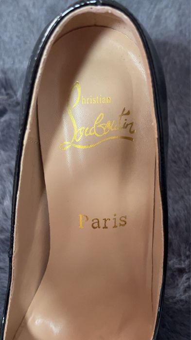 Pantofi cu toc Christian Louboutin