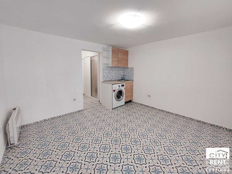 Дава се под наем Едностаен апартамент в Велико Търново, Център - 22 кв.м за 200 € - Снимка #1