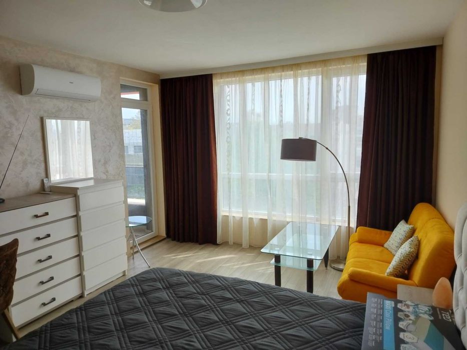 Дава се под наем Тристаен апартамент в Варна, Младост 1 - 100 кв.м за 816 € - Снимка #6