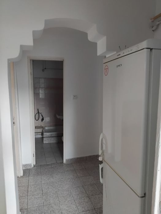 Vand Apartament situt in   Gaesti Jud.Dambovita