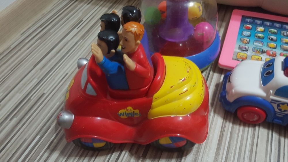 Lot jucarii tomy 2003 calut sunete masina tableta jucarie curier gratu