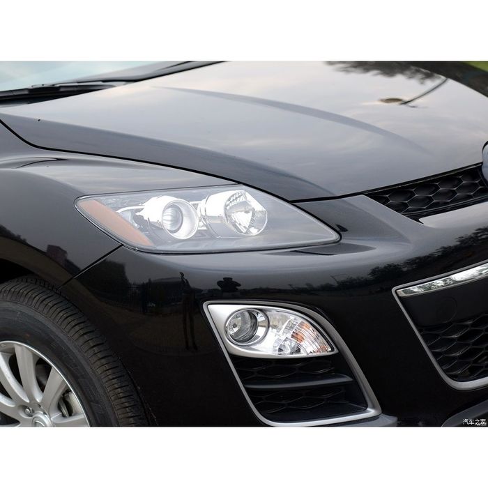 Стекла фар Mazda CX7