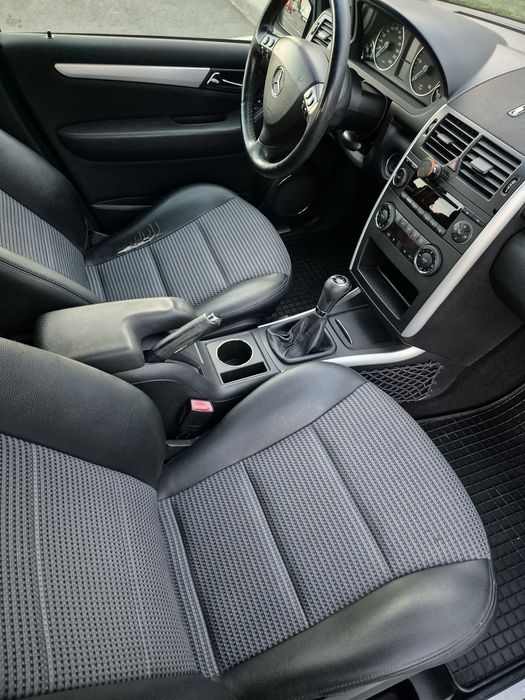 Mercedes Benz A200 CDI - 140 cp+ Set Roti IARNA