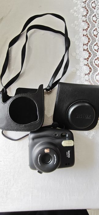 Instax фотоапарат