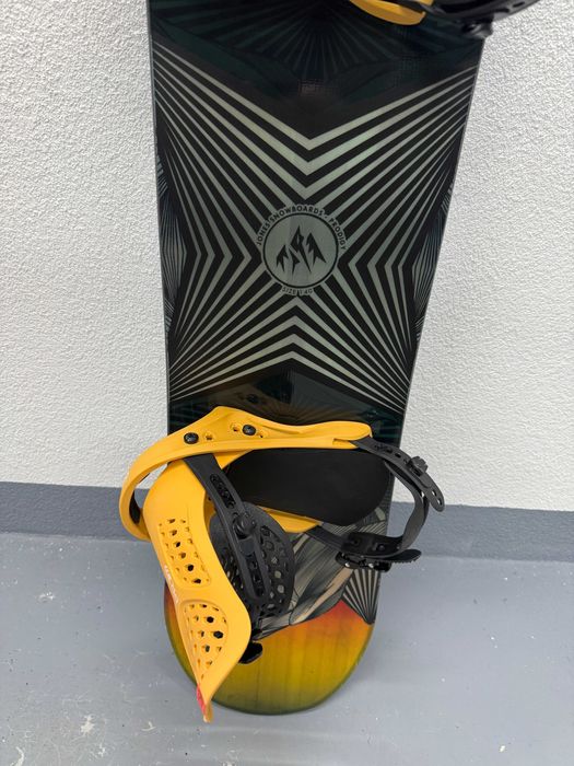 placa noua snowboard jones prodigy L140cm