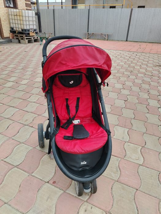 Продам детскую коляску