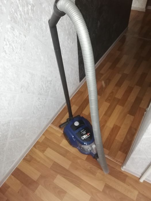 Продам пылесос Samsung