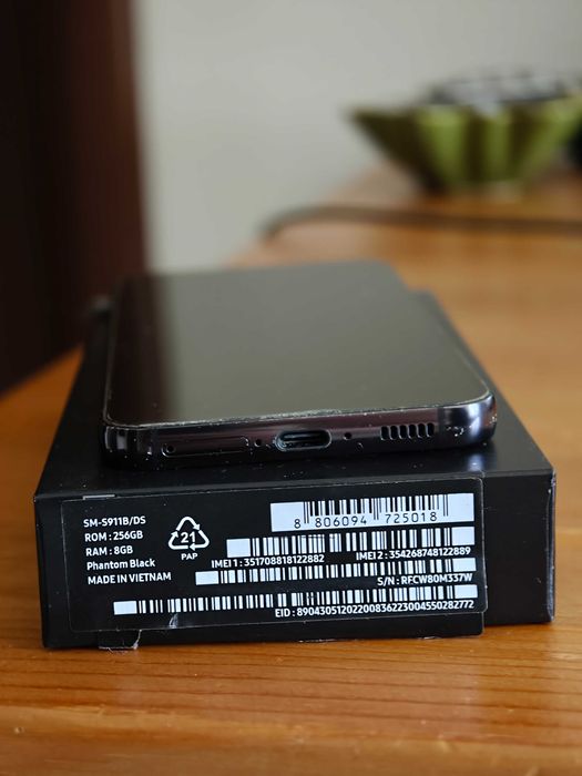 Samsung S23 256GB Phantom Black