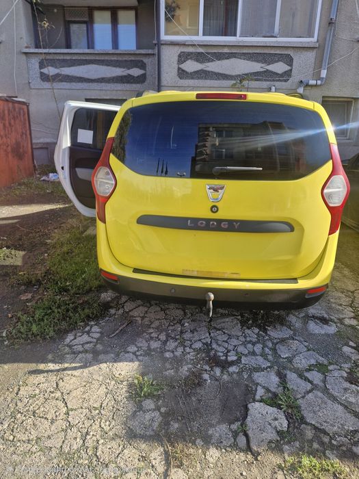 Dacia lodgy 6+1   1.5  дизел   90 к.с  2013 g