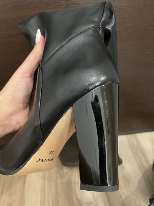 Cizme peste genunchi