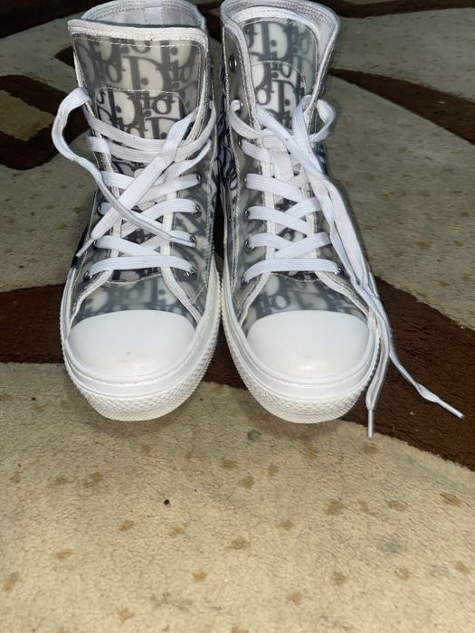 Vand papuci dior B23 marimea 42