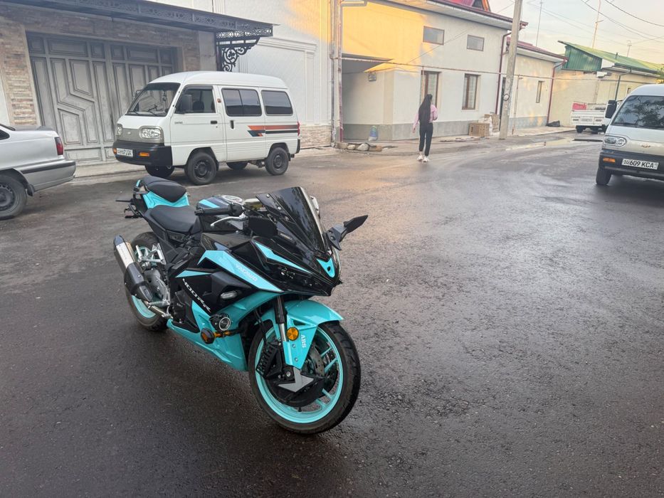 Мотоцикл BONVI 400cc