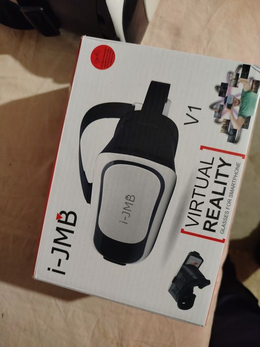 Очила за виртуална реалност за деца