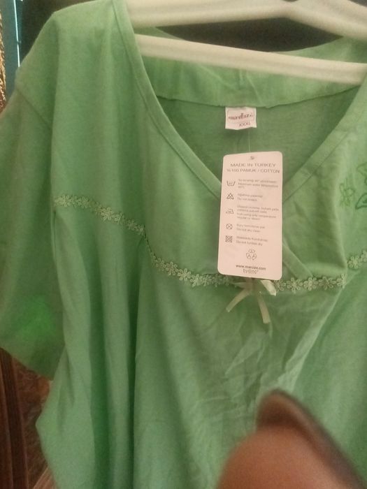 Продам ночные сорочки. 2 шт.