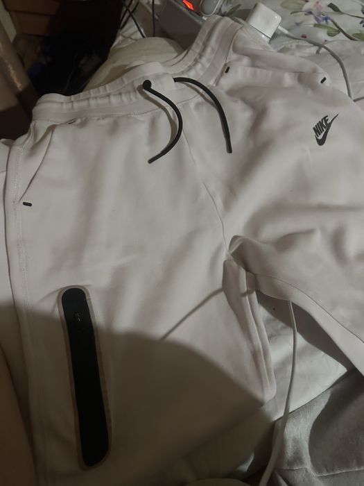 Nike tech joggers - размер детски XL (156-166cm)