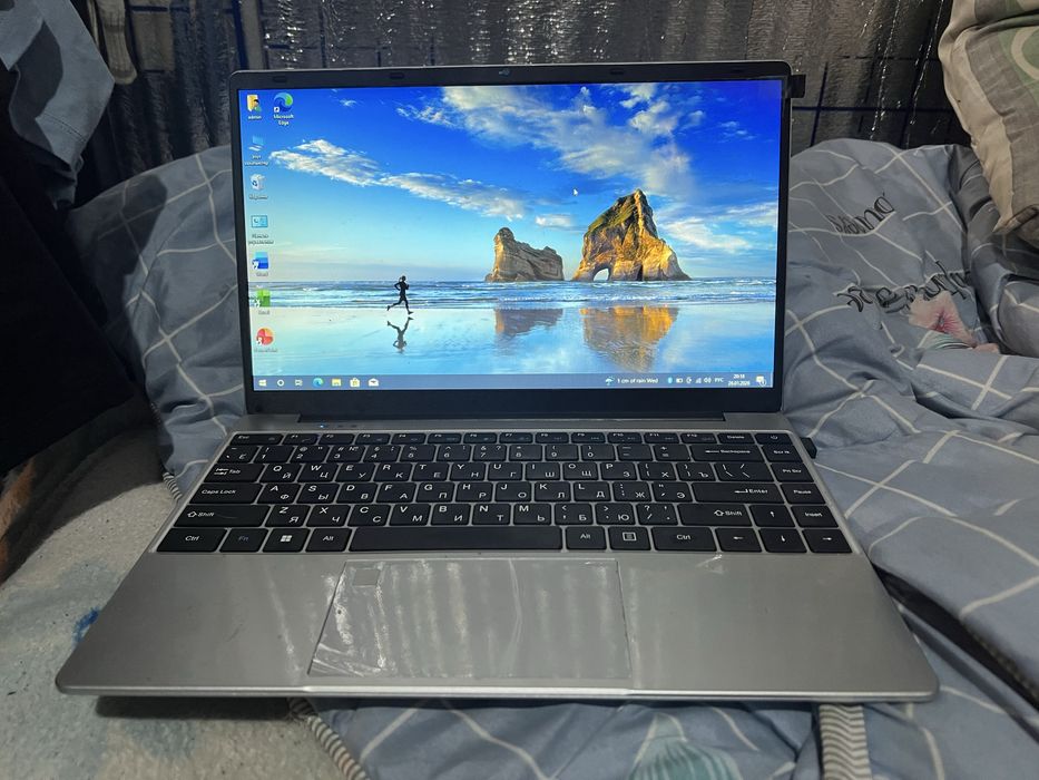 Noutbook i-tech 8/256gb