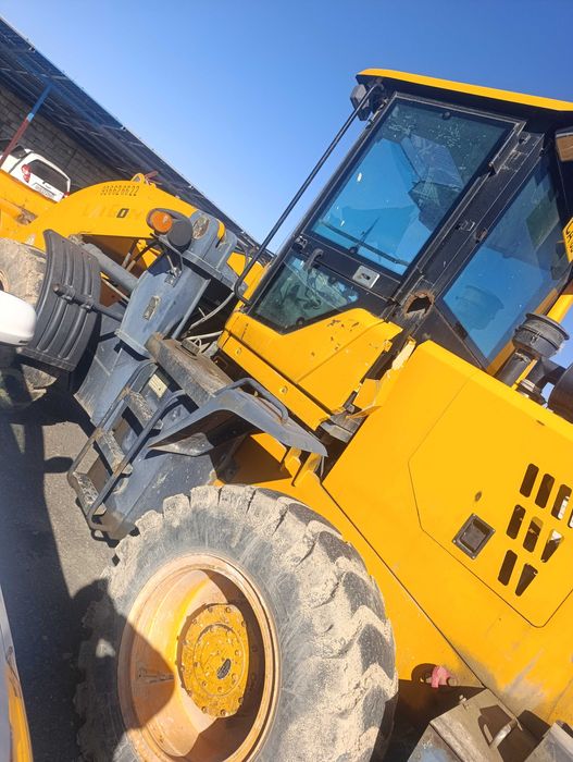 Погрузчик Сотилади. 1.5 куб