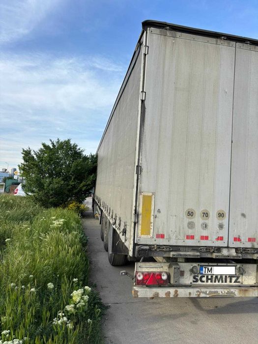 De vanzare ansamblu Scania 2007, 480 CP, EURO4, 1700000 km, cu semiremorca Schmitz cu sasiu galvanizat. Pret 9900 Euro