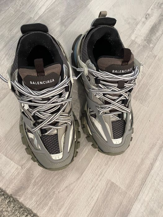 Balenciaga Track