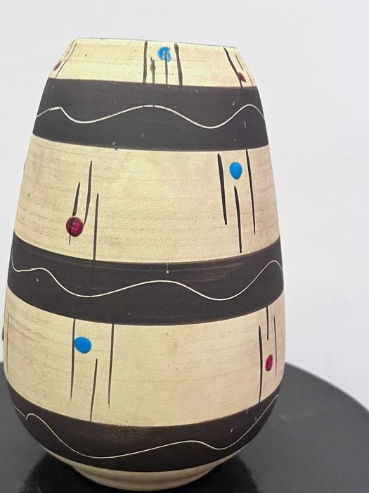 Piesa ceramica bibelou W Germaia BAY veche deosebita marcata bibelouri