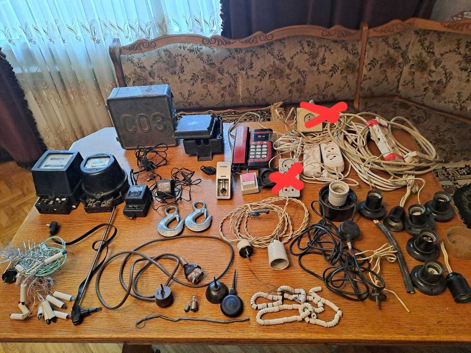 Розетки для телефона, телефоны