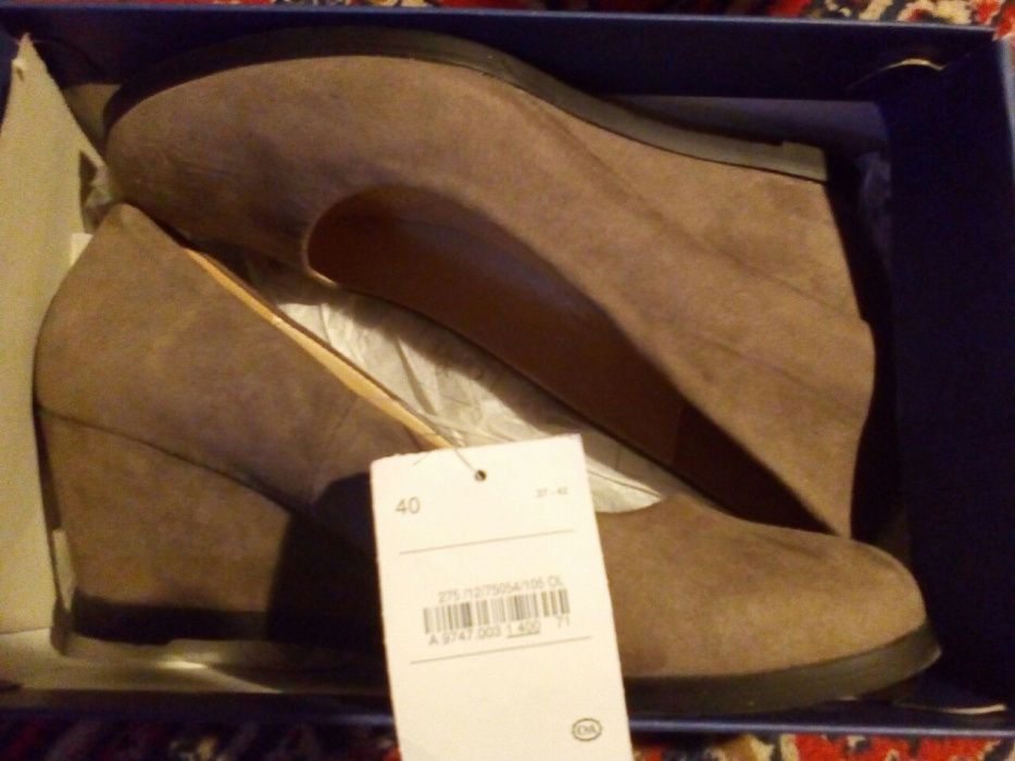 Красивые туфли продаем.