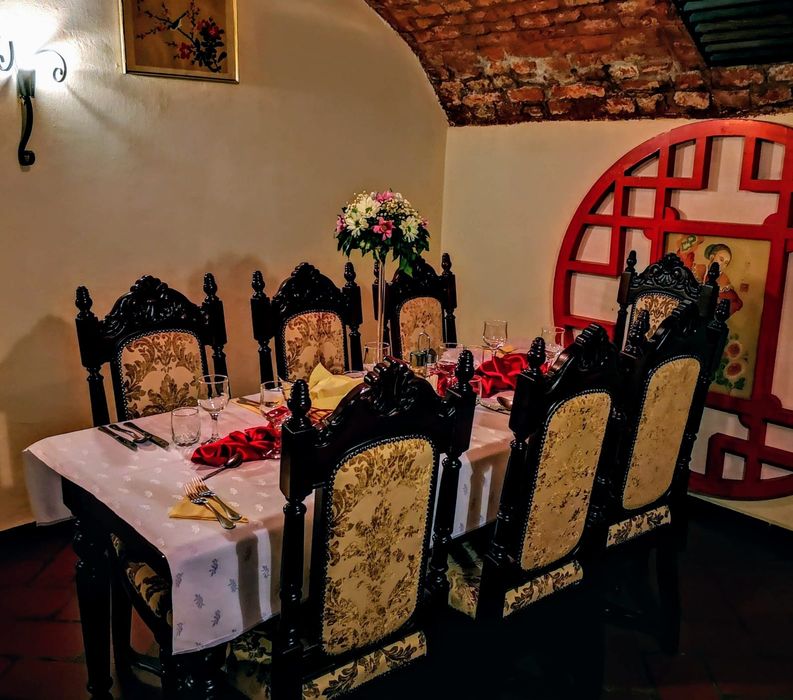Restaurant 77 locuri ultracentral