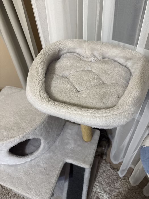 Кошачий домик, домик для кошки
