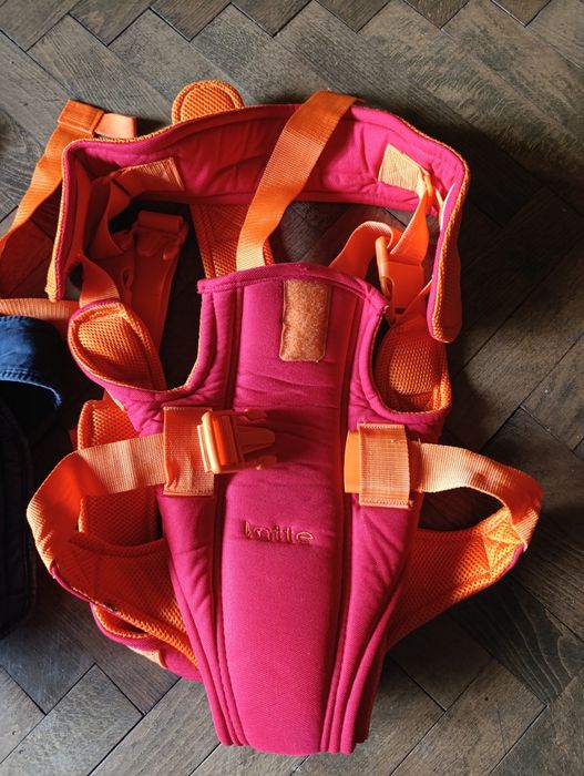 Кенгуру за носене на бебе