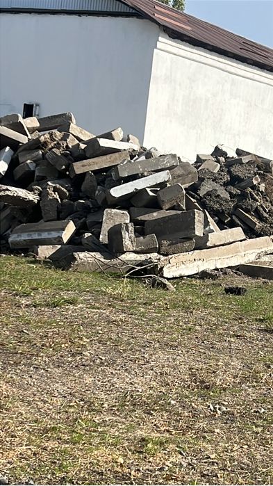 Бордюры отдам за рахмет