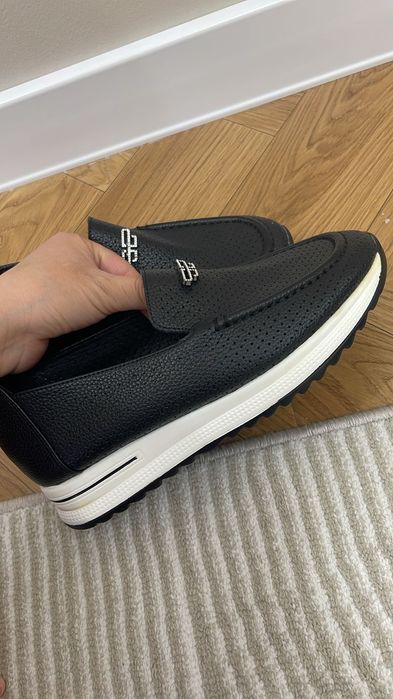 Женская      обувь