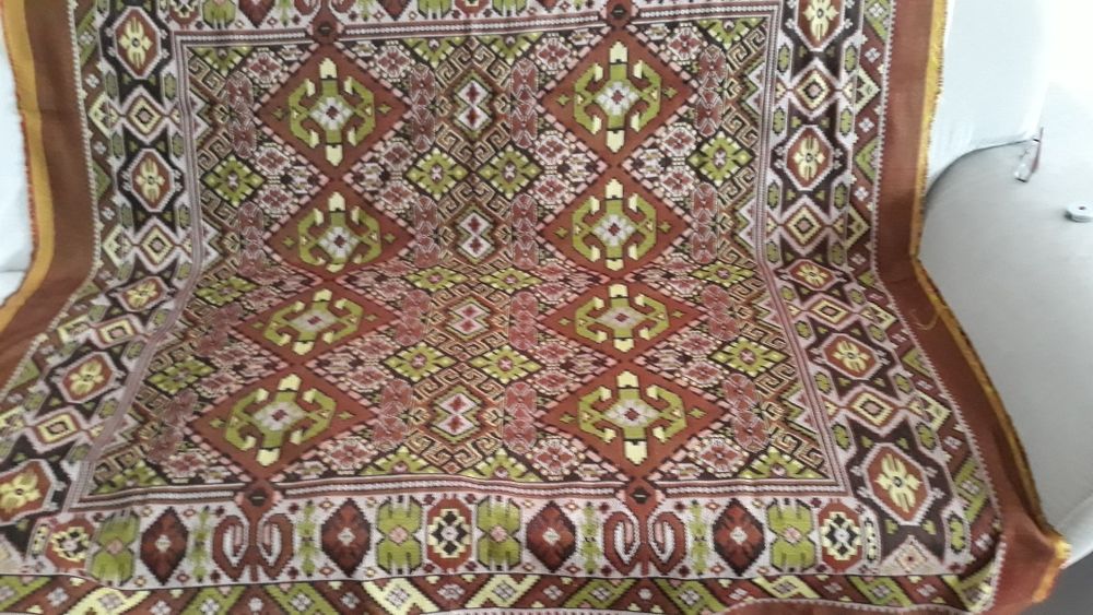 Covertura pentru noua.