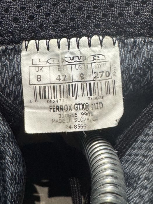 Мъжки туристически обувки LOWA GORE-TEX . Размер 42