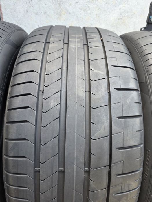 Vand patru anvelope de vara pirelli p zero 245 45 20/ 275 40 20 dot 1921