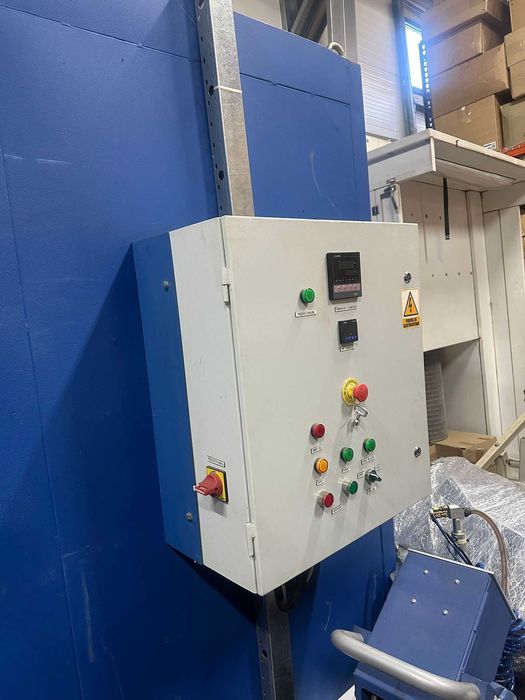 Linie completa de vopsire in camp electrostatic cu vopsea pulbere