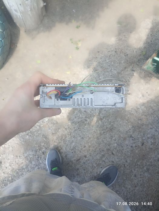 Продам магнитолу