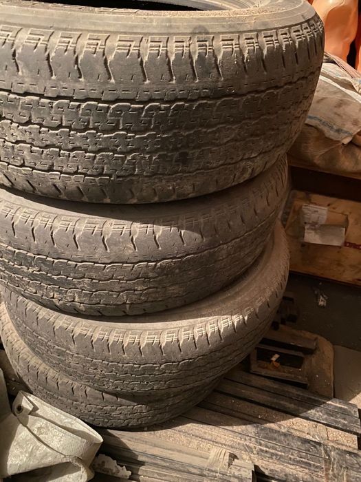Продам шины на авто