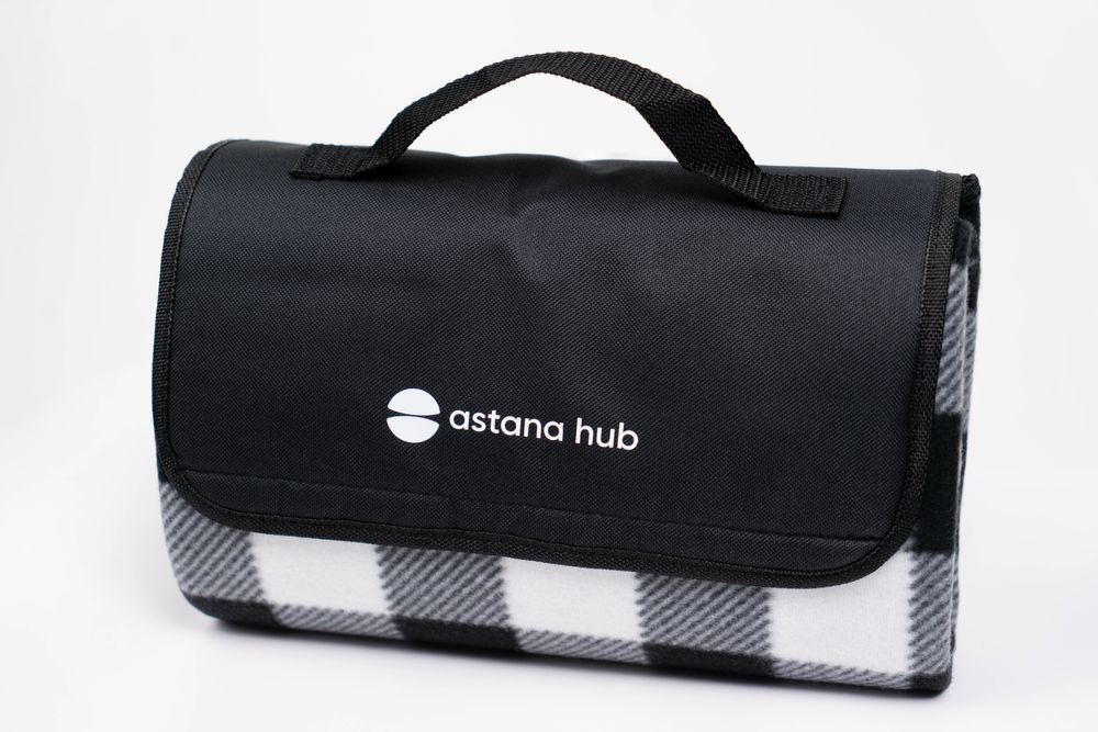 Подарки на 8 марта/пледы/брендирование!