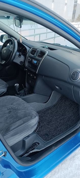 Продаю Renault Logan 2